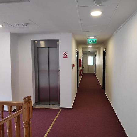 Hostel Caliman Caciulata Eksteriør billede